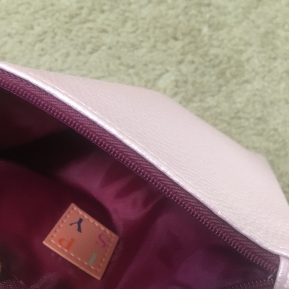 NWOT Faux Leather Womens Makeup Case Cosmetics Bag - Picture 5 of 6